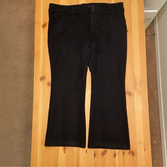 Torrid Trouser Bootcut Ponte Pant; 18W Short - Picture 4 of 6